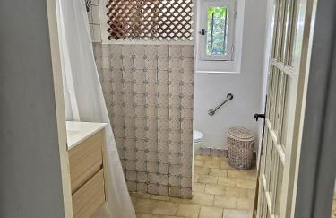 Les Bulles de Montfort - WiFi - Parking gratuit & Cuisine - Foto 14