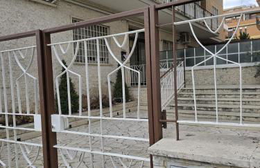 Elegant Apartament Talenti -2 Camere, 2 Bagni, Terrazza, Balcone, Parcheggio Gratuito - Foto 14