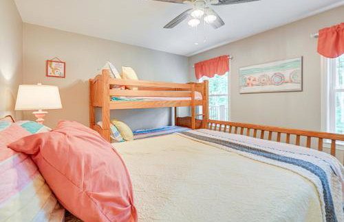 Square Pond Vacation Rental with Boat Dock and View! - Foto 21