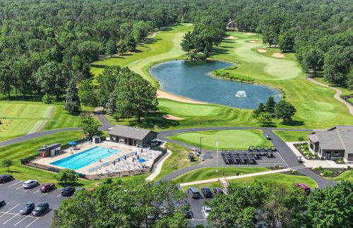 Less Than 5 Mi to 5 Golf Courses Home in Lake Arrowhead - Foto 3