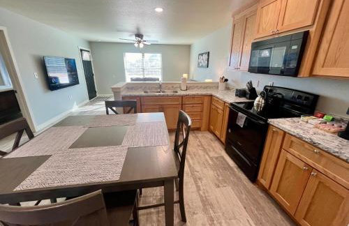 Perfect Location to Casino w King Beds - Foto 4