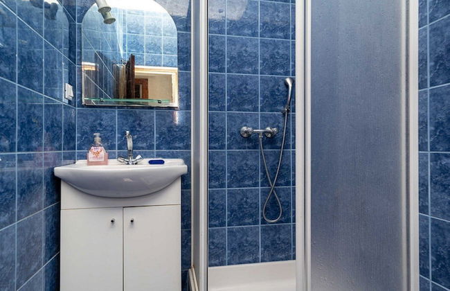 San Vinogradara - One Bedroom Holiday Home With Hot Tube - Foto 23