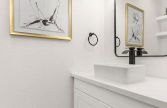 Urban Oasis with Top Houston Attractions nearby - Photo 35