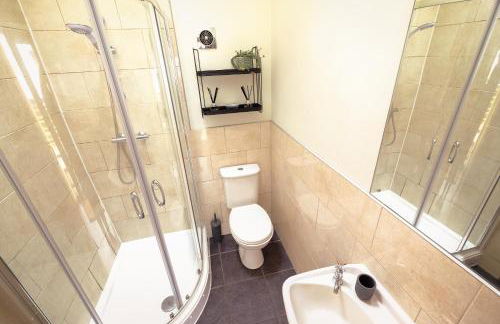 Rhyd Y Geifr, Cosy Barn Conversion in Maerdy - Photo 6