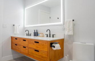 5BR HotTubPoolTableMiniGolf 7 min to Wynwood - Foto 26