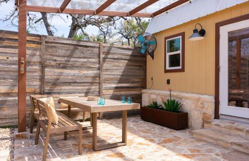 Romantic Tiny Luxury Retreat w heated pool, sauna n outdoor shower in Wimberley 10 acres - Foto 30