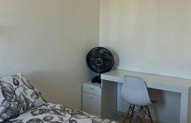 Apto charmoso, com ar, localização privilegiada - Foto 2