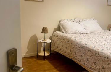 Serene Coastal Retreat with king Bed & Pool in Lavra - Foto 3