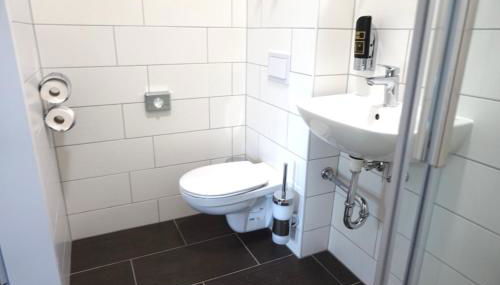 Apartment Hotel Wittenau - Foto 5, Shower