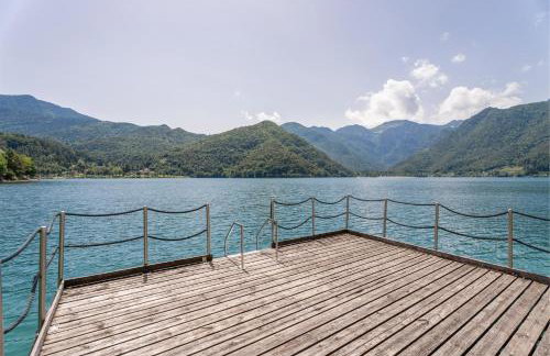 Villa Ledro with Private Dock - Sauna - Hot Tub - Foto 37
