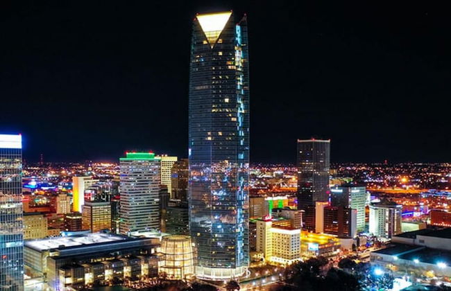 Cozy Downtown Escape With Full Kitchen 32A - Photo 10