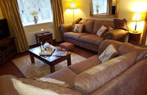 River Cottage Brecon: Hot Tub, Fire, Balcony, Wifi - Photo 25