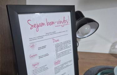 Studio completo e aconchegante com vaga de garagem - Foto 4