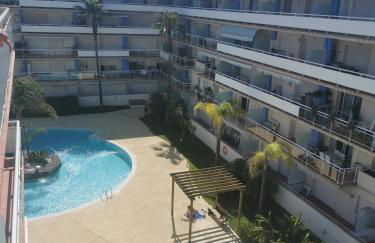 Atico of 3 rooms, total 130m² just for you with a 60 m² terrace, swimming pool, mountain and marina view. - Photo 25