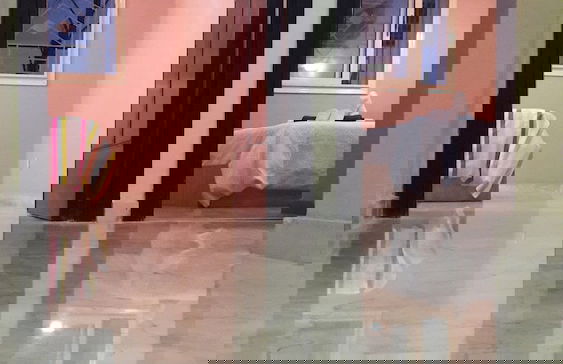 Apartment With Terrace - Photo 3