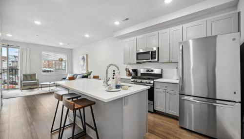 Luxurious Condo with Rooftop and Parking near University City - Foto 3