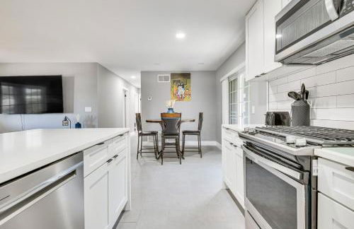 Cocoa Home with Large Yard 3 Mi to Indian River! - Foto 7