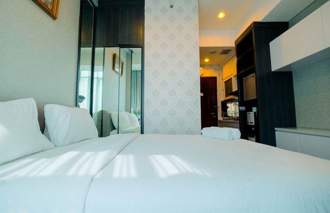 Best Price Studio Apartment at Capitol Park Residence - Photo 13