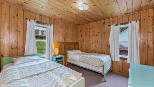 TB 2 Thunder Bay Resort Cabin 2 - Photo 5