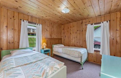 TB 2 Thunder Bay Resort Cabin 2 - Photo 5