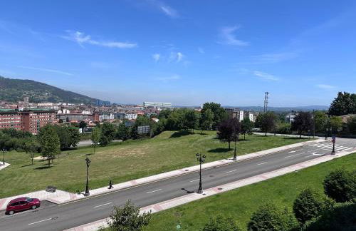 Acogedor Apartamento con vistas a la Catedral y parking - Foto 24