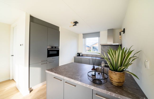 6 bedroom House in Linden with terrace - Photo 9