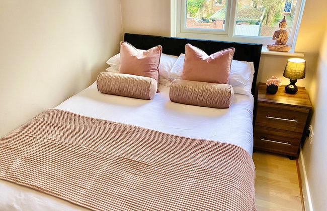 Convenient Manchester city centre 3BD with free parking - Photo 3
