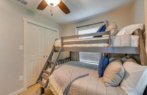 Hot Tub! Family Haven 3 Mi to Lake Ray Roberts - Foto 20