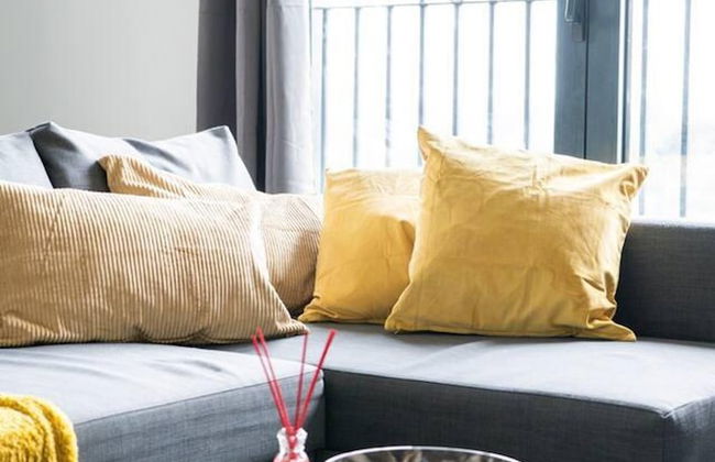 Livestay - One Bed Apt, Free Parking, Sleeps 4 - Foto 2