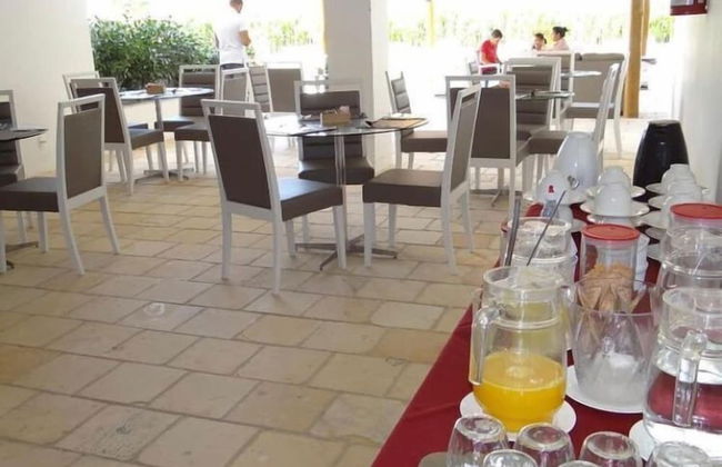 Loft com saida para piscina by Laguna Beach - Foto 18