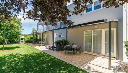 Apartments Dama - Foto 1, Garden