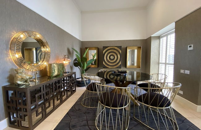 Clifton YOLO Spaces – Clifton Mansion Villa - Photo 17