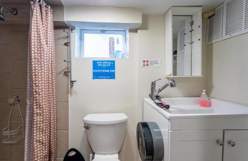 Best EWR Airport Studio-Hot Tub-Free Parking - Foto 32