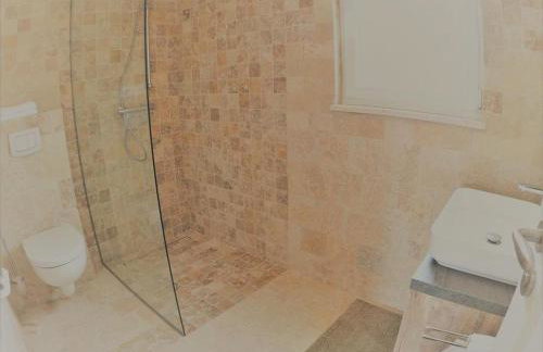 Villa Ludilo mit 4 Apartments in Poljica - Marina bei Trogir Split - Photo 49