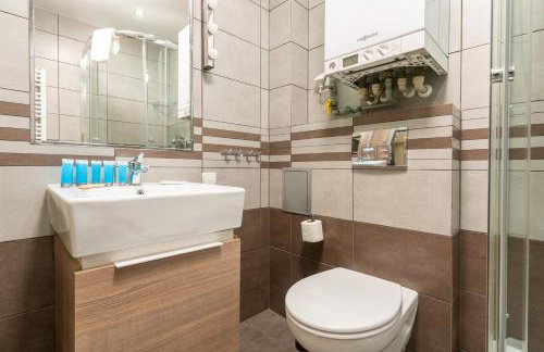 Katowice Central Apartment by BookingHost - Foto 17