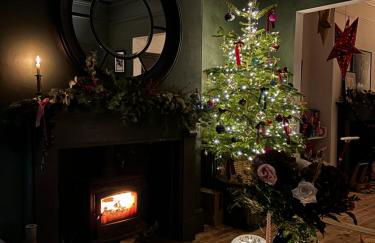 Spacious home in Leeds ideal for gatherings with free parking - Foto 71