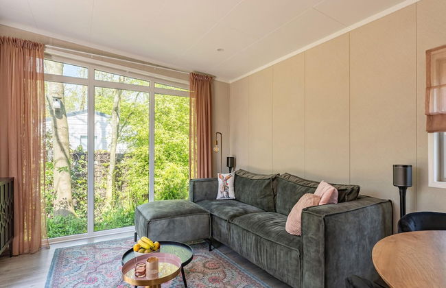 Luxury Chalet Near Ouddorp With Garden - Photo 10