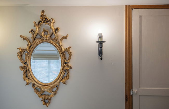 Eilmers Cottage Lovely 4BD in Malmesbury - Photo 2