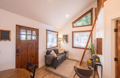 The Goldfinch Cabin 15 MIN to Magnolia Baylor - Foto 28