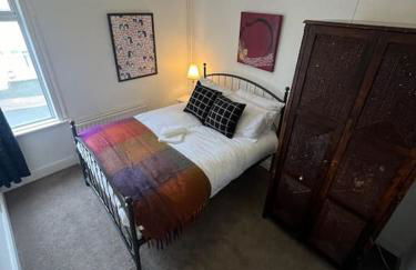 6 bed house - 12 minutes to City Centre - Foto 4