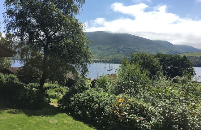 Cosy Modern Nordic Lodge w/ Loch View & Log Burner - Photo 26