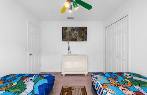 Upstay - Games & Private Pool Family Home - Photo 27