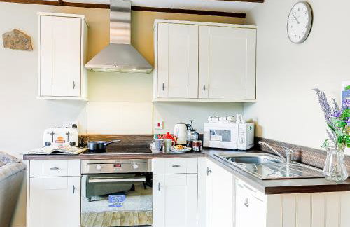 Mill Farm Cottages - Kingfisher - Photo 9