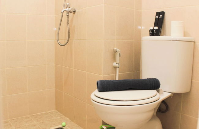 Nice and Comfort 1BR with Extra Room at Podomoro Golf View Apartment - Foto 13