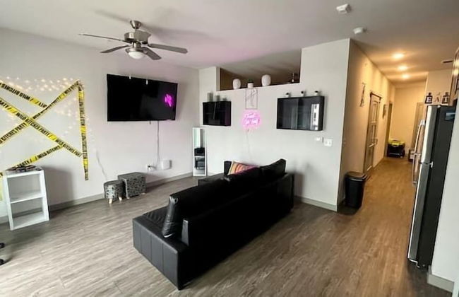 Sexy & Sensual 1BR Escape - Foto 18