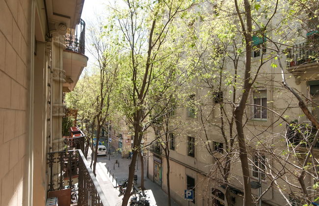 Lovely and Central 4 BR Apartment - Photo 47