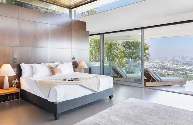 Hollywood Overlook by Avantstay Private Pool + Hot Tub Panoramic Views - Photo 26