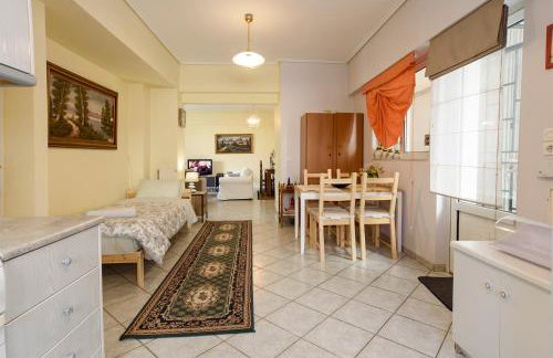 Mother's House - Photo 34