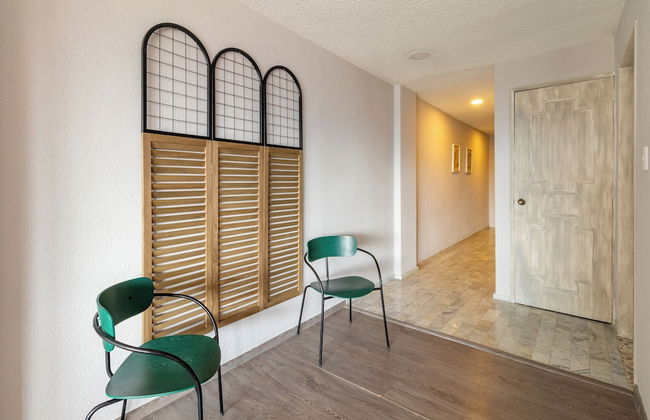 Penthouse Near Masaryk , Sleeps 16 , Pet Friendly - Foto 21