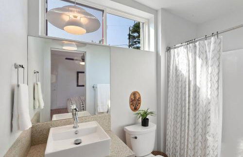 The Local - 2 Blocks to Downtown Fay - Photo 29